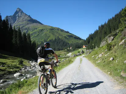 Mountain Biking Innsbruck to Bolzano in 1 Week