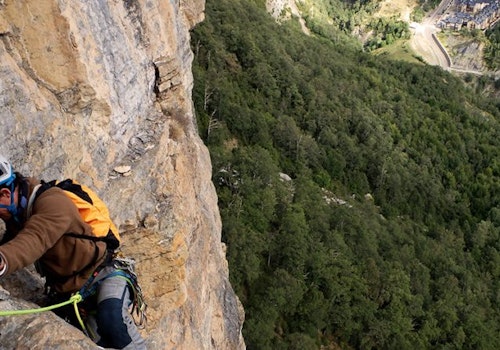 2-day rock climbing course in Spain