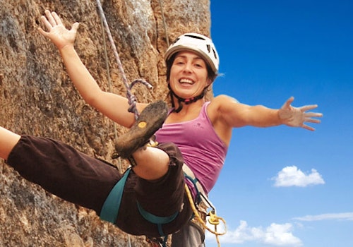 Learn how to fall 2-day rock climbing course in Calcena