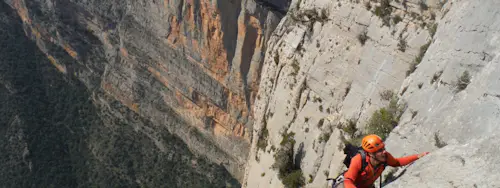 Montrebei 2-day rock climbing tour in Spain