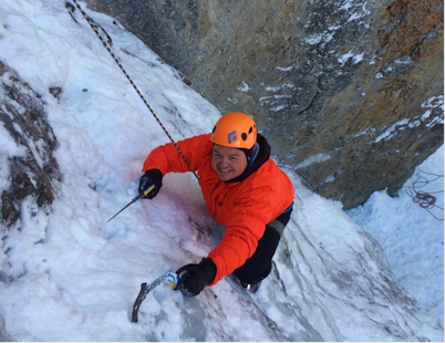 2-day Ice Climbing Course for Beginners Near Canmore, Canada