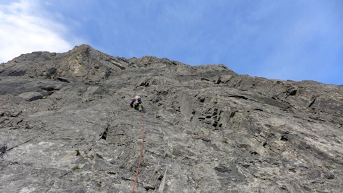 Full-day introduction to rock climbing near Canmore, Canada