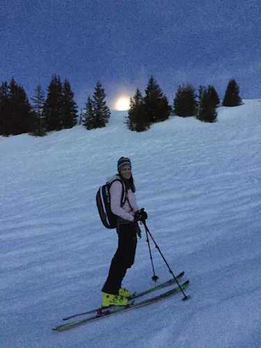 Full Moon ski tour experience near Zurich