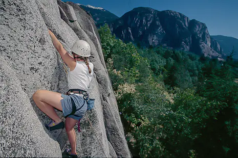 1-day Intro to Rock Climbing in Squamish, BC, Canada