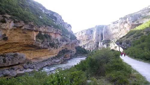 Excursión guiada de 6 días por Navarra