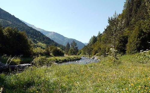 6-day hike in Hecho and Ansó Valleys, Pyrenees