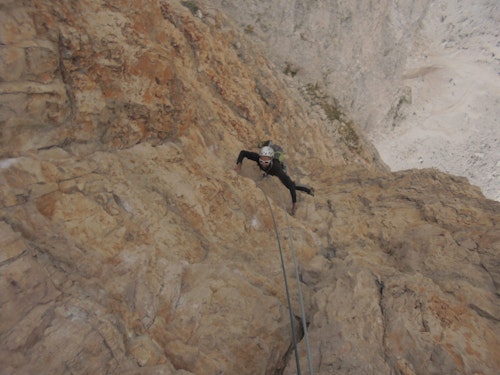 Tre Cime di Lavaredo rock climbing (Spigolo Giallo – Gelbe Kante Route)