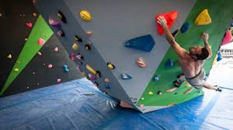 Rock climbing course at the Mile End Climbing Wall, London