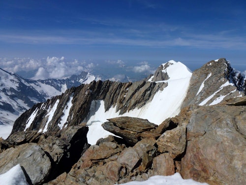 4-day mountaineering expedition: Domes de Miage, Aiguille de Bionnassay and Mont Blanc