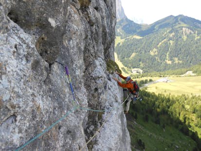 1-day Rock climbing on Mëisules dala Biesces via “Franz”