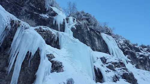 1-day Ice canyoning in Jean-Larose Falls, Quebec