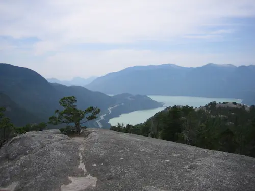 Curso de introducción al escalada multilargos de 1 día en Columbia Británica