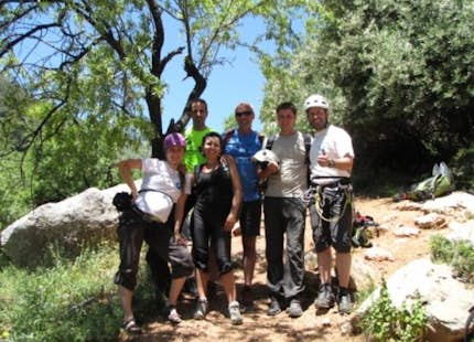 1-day rock climbing program for beginners in Granada