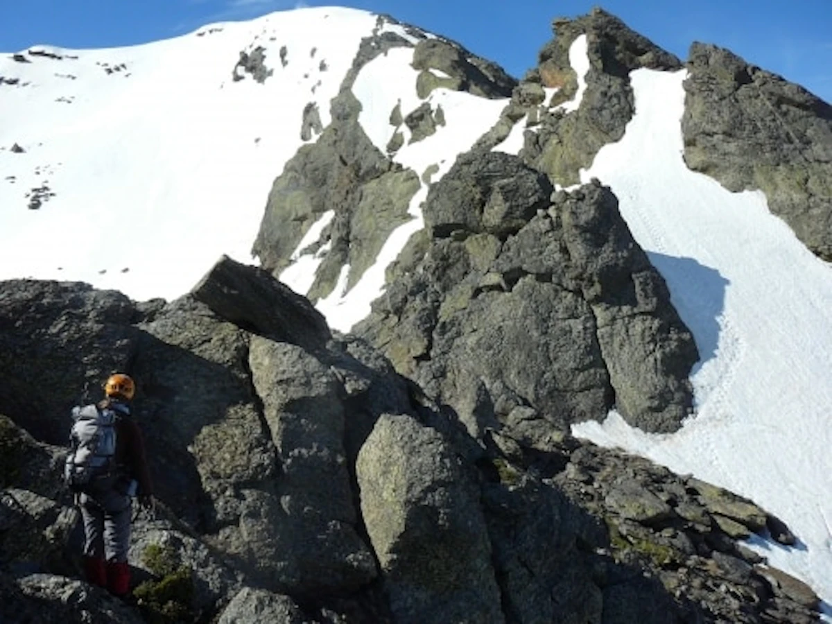 1-day guided ascent on Cartujo North Face in Sierra Nevada