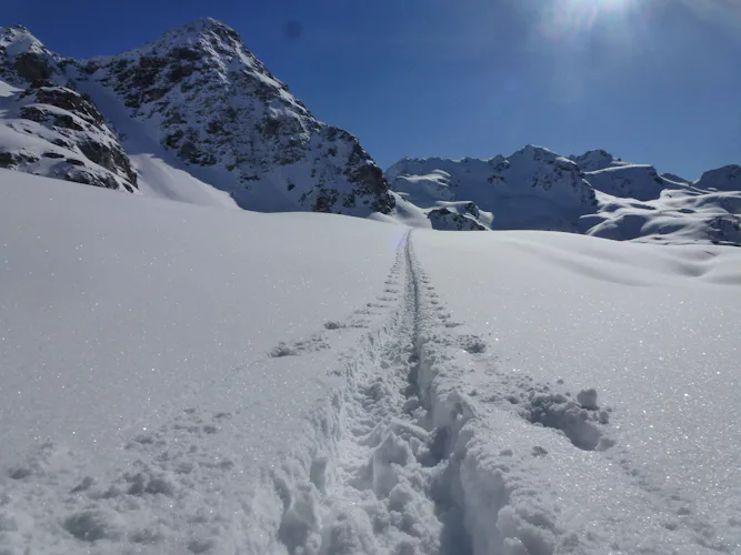 Introducción de 1+ día al esquí de travesía en Zermatt, Alpes Suizos