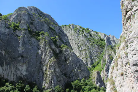 3-day rock climbing workshop in the Romanian Carpathian Mountains