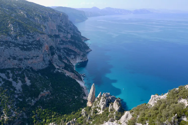 8-day trekking and sailing along the Selvaggio Blu in Sardinia