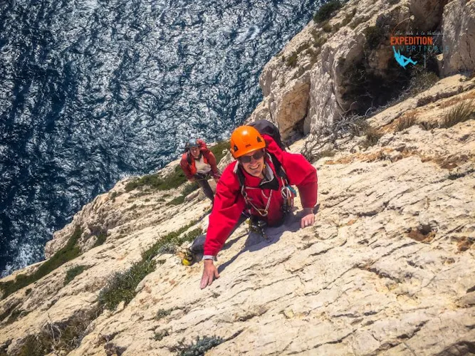 4-day rock climbing course in the Calanques de Marseille 1
