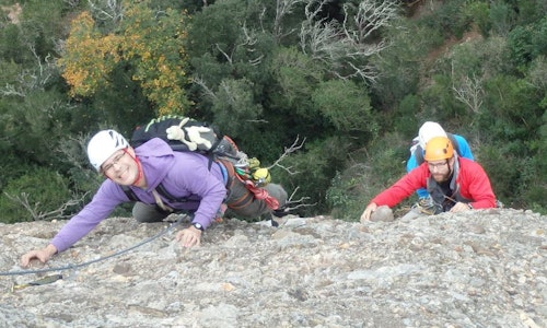 1 day rock climbing course in Montserrat, Spain