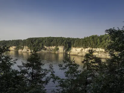 1-day Kayaking the upper Dells in Wisconsin