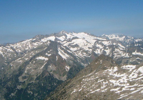 2-day guided ascent to Mount Aneto, Pyrenees