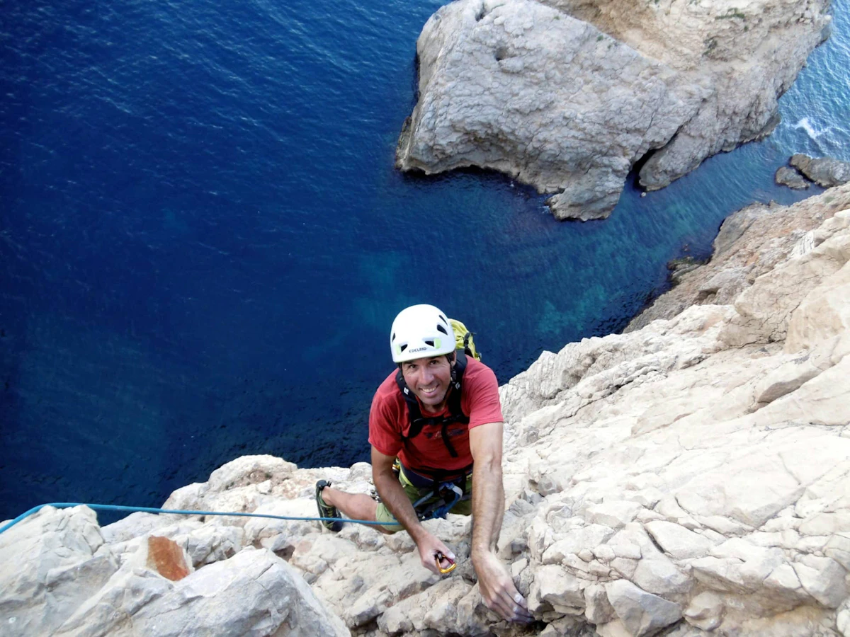 Rock Climbing Costa Brava sea cliffs - 3