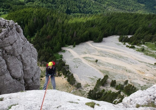 Multi-day intermediate rock climbing courses from Grenoble or Voiron