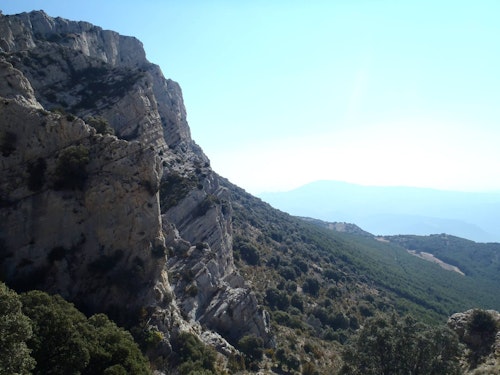 Montsec and Montserrat 1+day guided rock climbing