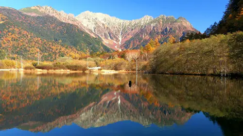 3-day Autumn trek from Kamikochi to Karasawa Cirque