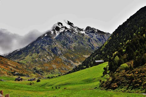 The Seven Parishes 7-day guided trek in Andorra