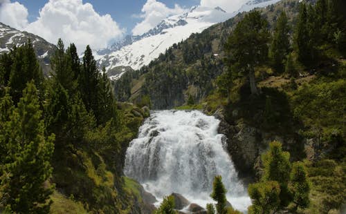 Multi-activity 5-day guided trip in the Benasque Valley