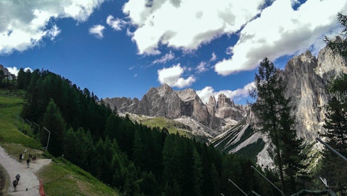 The Catinaccio 8-day trek in the Dolomites, Italy