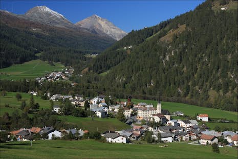 Val Müstair, Swiss National Park and Stelvio Pass 4-day hiking tour