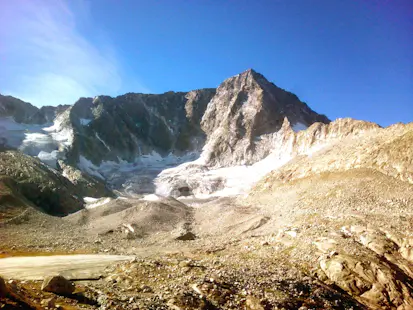 Mount Adamello 3-day guided ascent via Pian di Neve