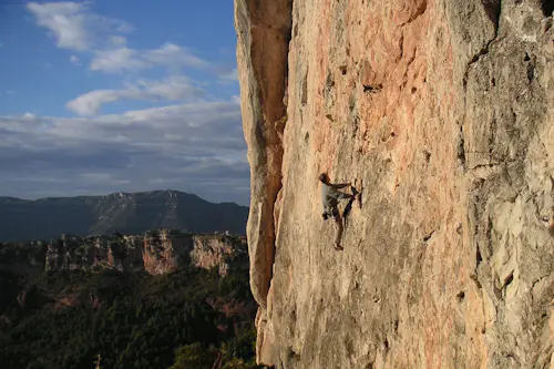 Cataluña viaje de escalada en roca guiado de 8 días