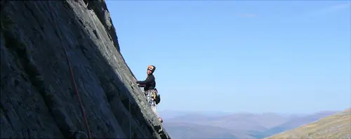 Intermediate-level rock climbing course in Scotland