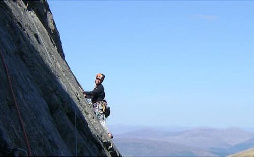 Intermediate-level rock climbing course in Scotland