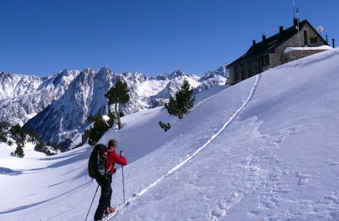 5-Day Carros de Foc Ski Tour in the Pyrenees