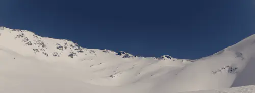 Full day Ski Mountaineering adventure in Loma del Diablo