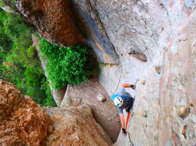 Private guiding in Spain (rock climbing, canyoning and via ferrata)