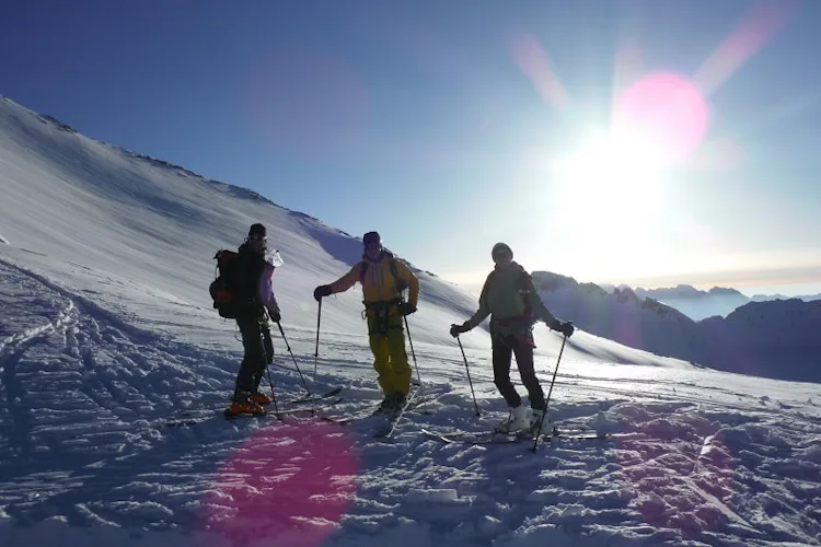 Off-piste snowboarding in Mont Blanc Massif 1