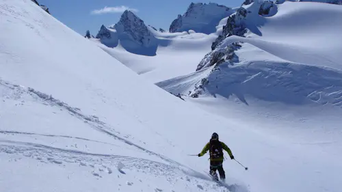Charter heliski and heliboarding tour in north Patagonia, Argentina
