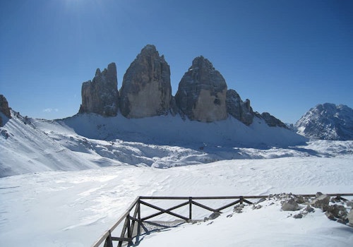 Full day off-piste snowboard tour in the Dolomites