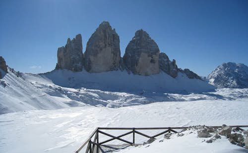 Full day off-piste snowboard tour in the Dolomites