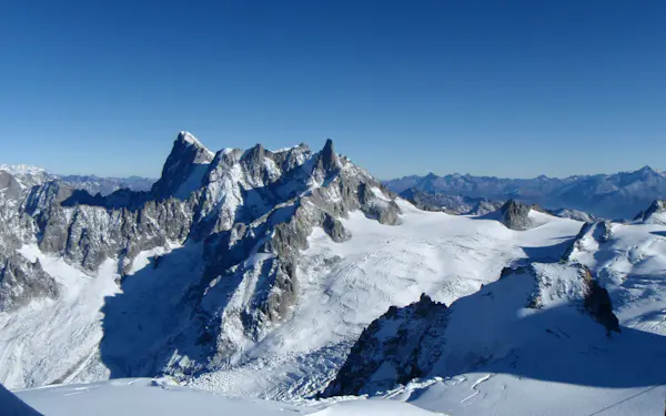 Chamonix 1+day off piste skiing tours | France
