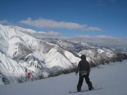 5-day off piste snowboarding in Hakuba