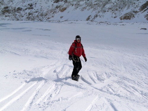 Off-piste snowboarding in Vallee Blanche, Chamonix