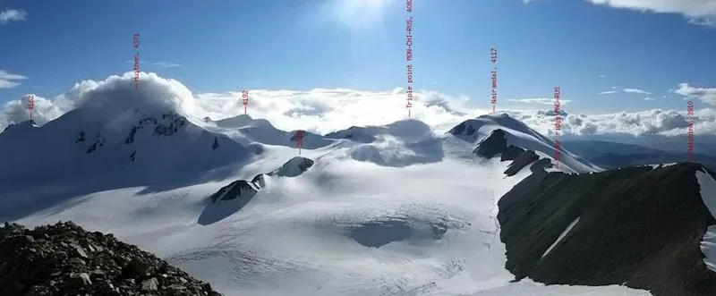 2-week ski touring in the Altai Massif 2