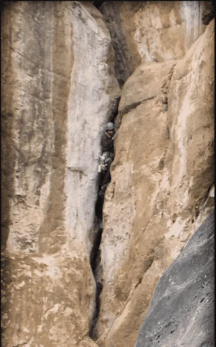 Maestrazgo 2-day guided rock climbing in Teruel 4