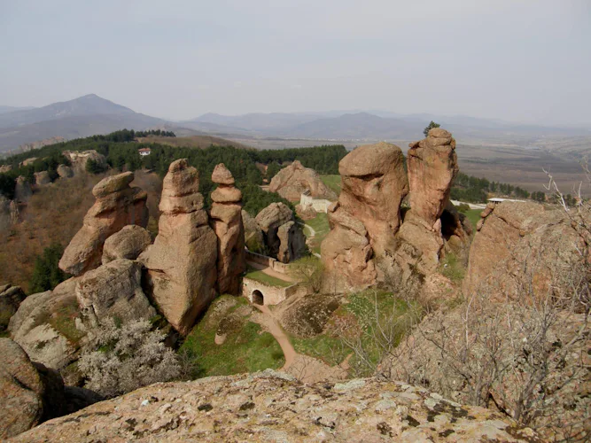 9-day guided yoga and hiking tour in Bulgaria